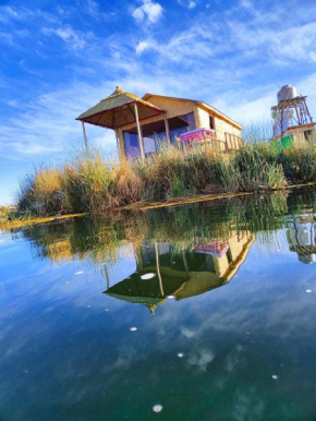 Uros Quechua`s Lodge Titicaca, Puno